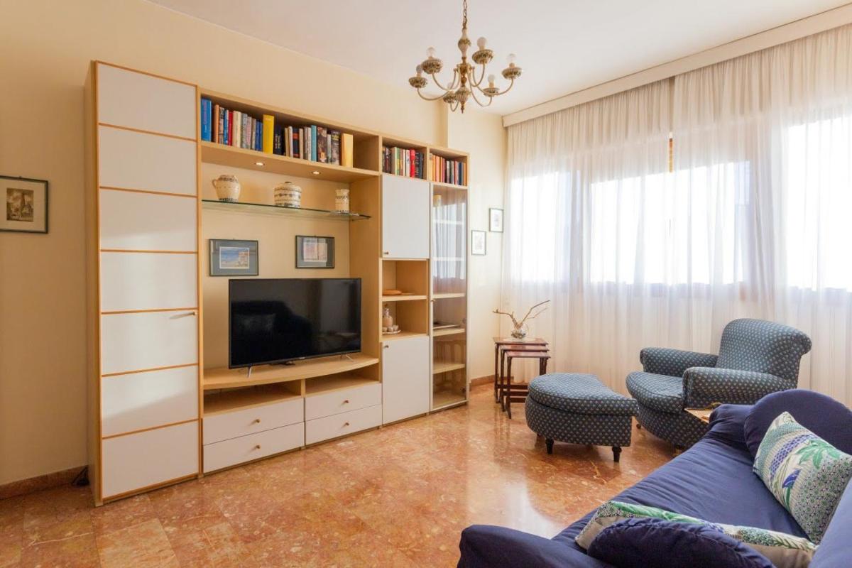 Casa Tigullio Palace - parking place - Housity