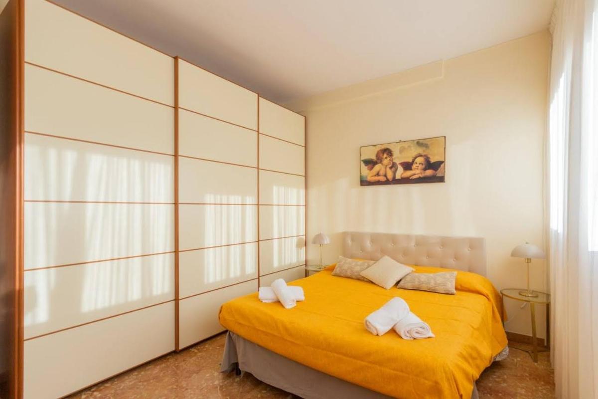 Casa Tigullio Palace - parking place - Housity