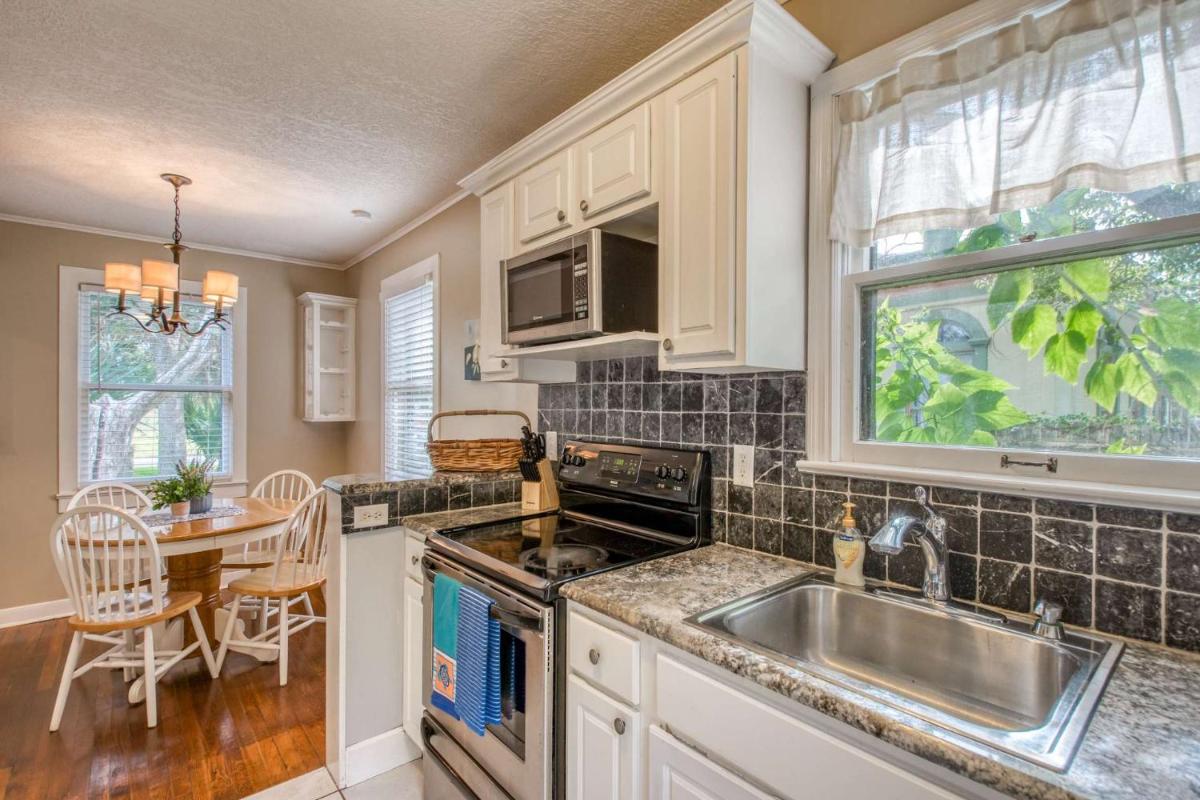 Bleu Daze Cottage - Housity