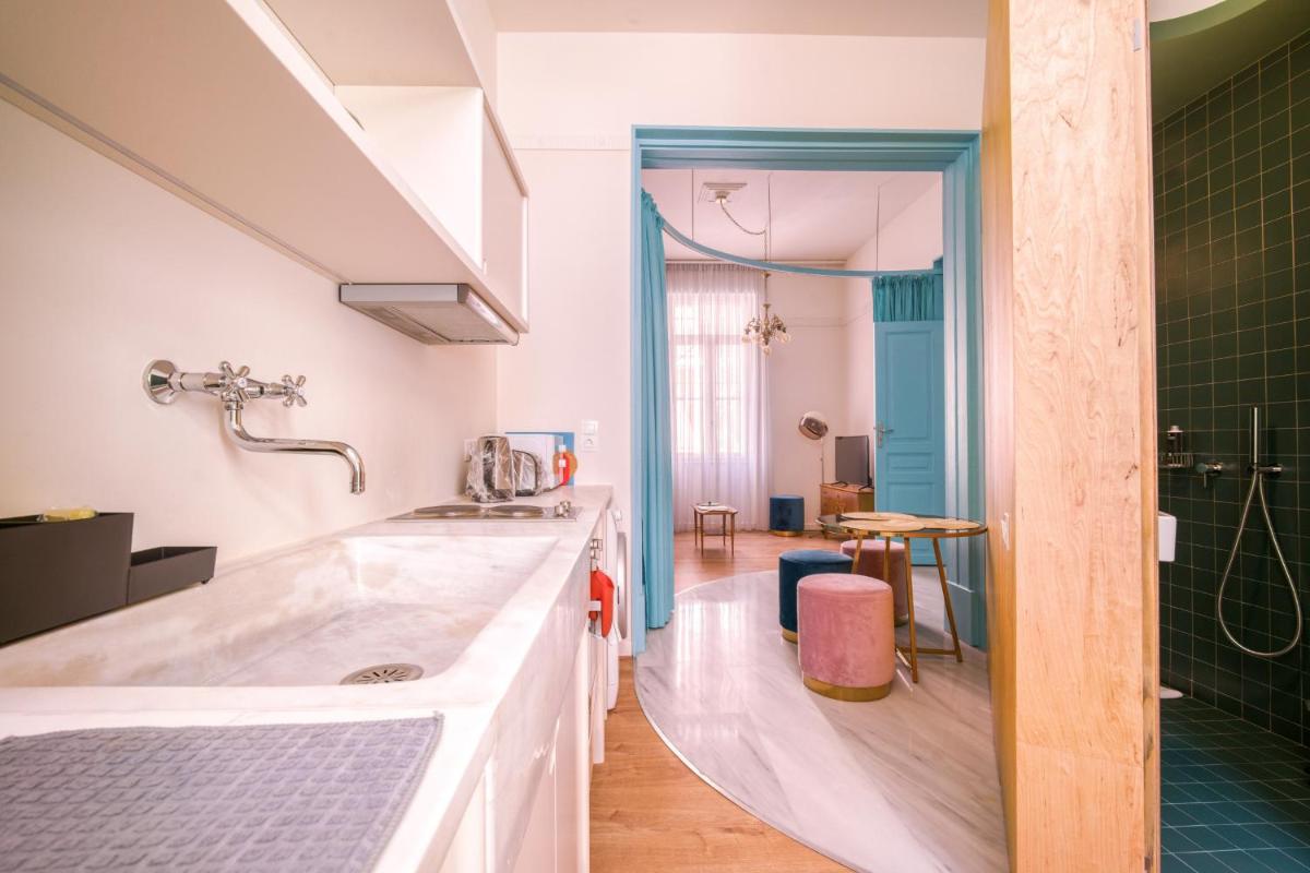 KERAMOS Athens - Housity