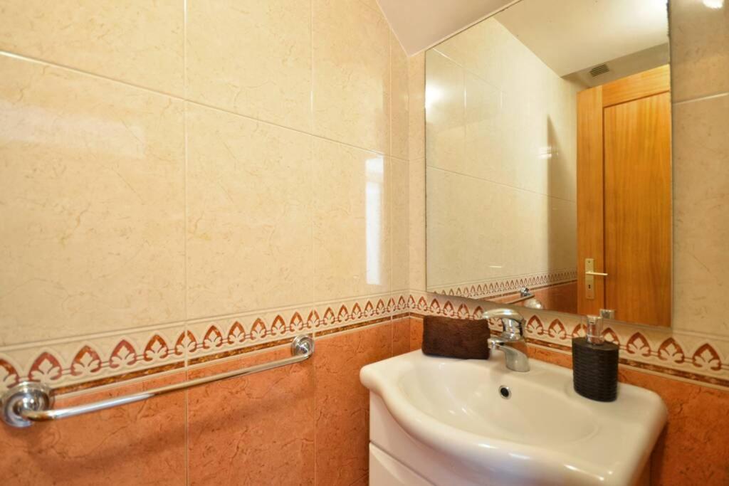 Azurara House (Charming and sea views) - Housity