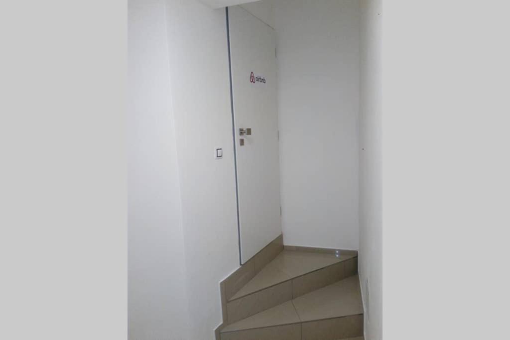 Appartment in the Sky - Housity