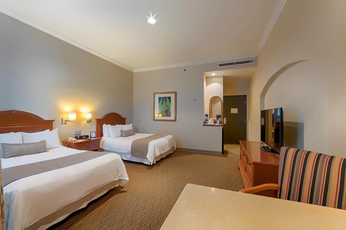 Hotel Araiza Mexicali - Housity