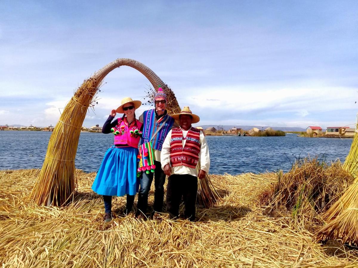 Room in Lodge - Uros Suma Jakaa Lodge Titicaca Experience - Housity