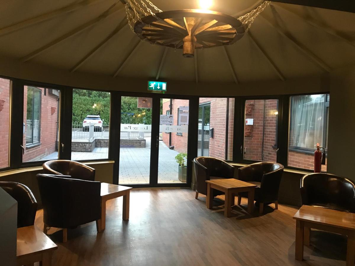 Beverley Hotel - Housity