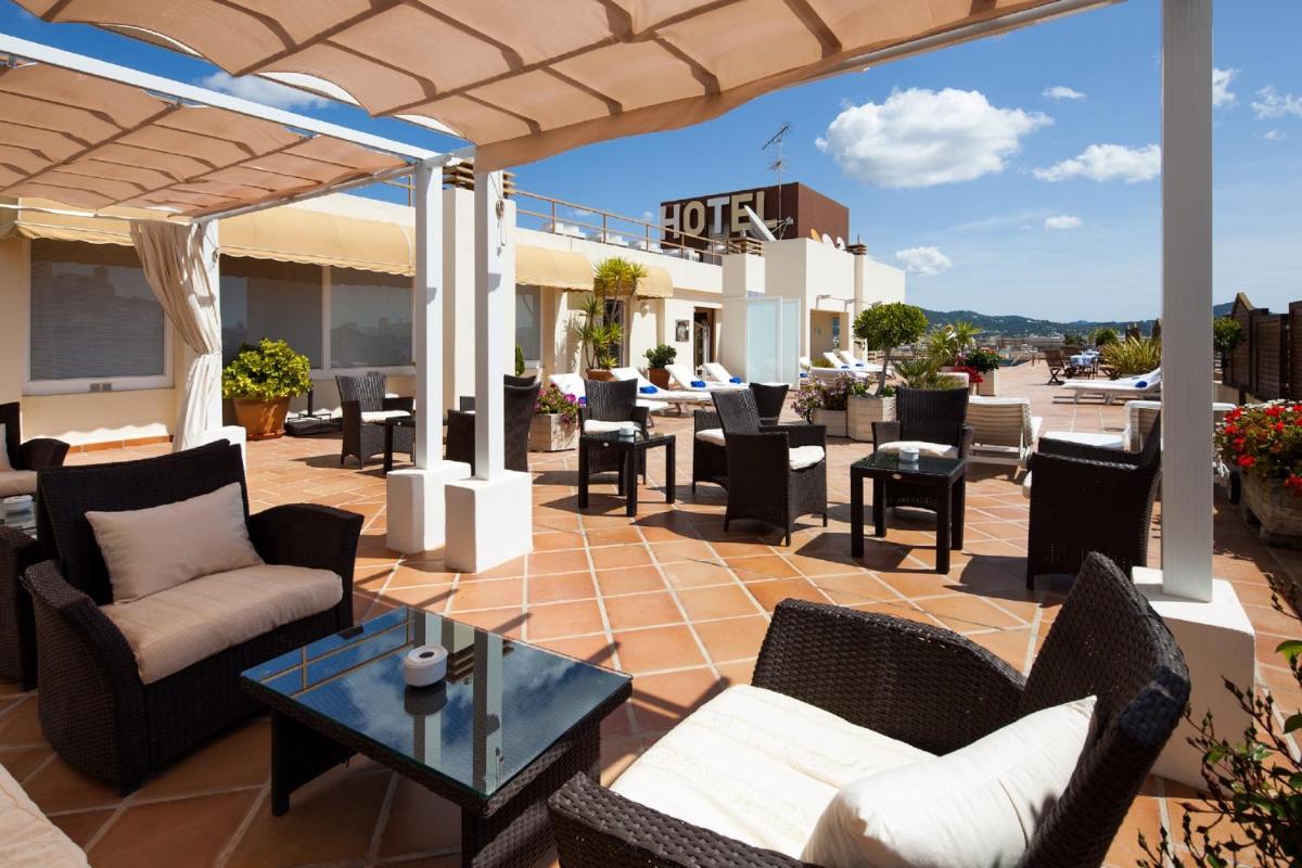 Zona de estar de Hotel Royal Plaza