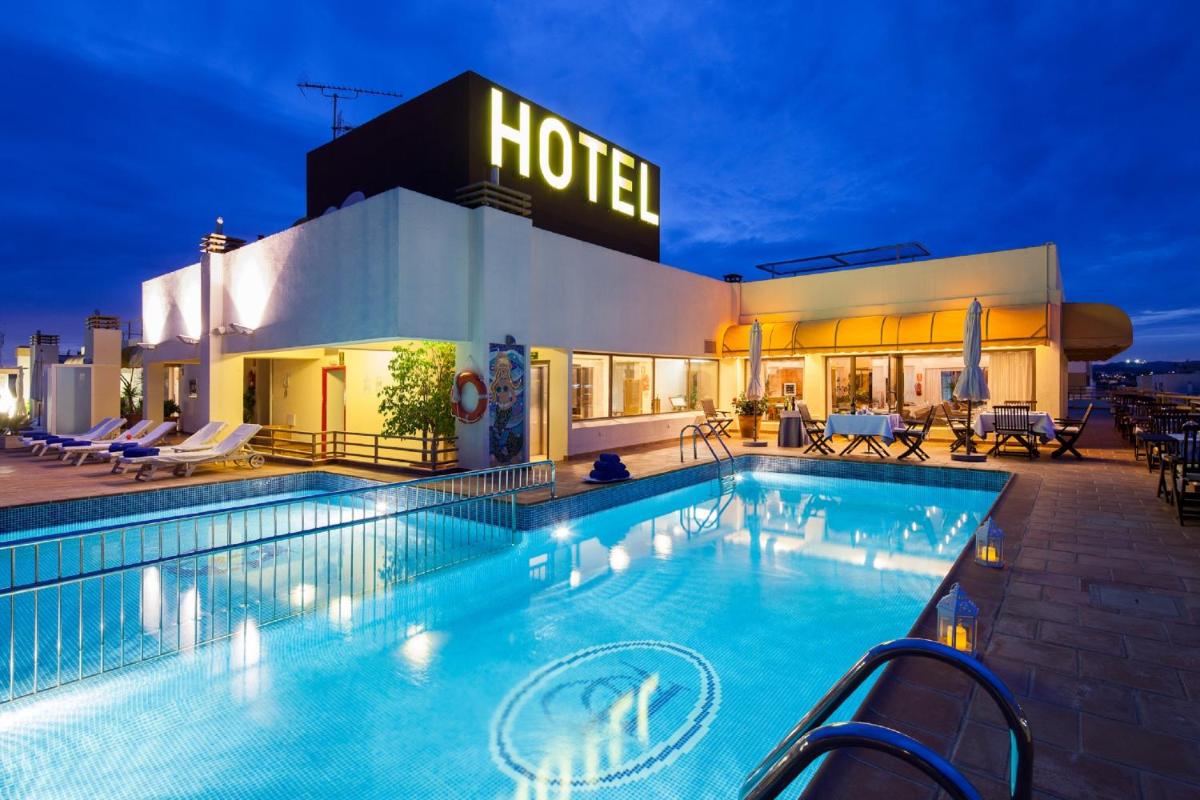Piscina en o cerca de Hotel Royal Plaza