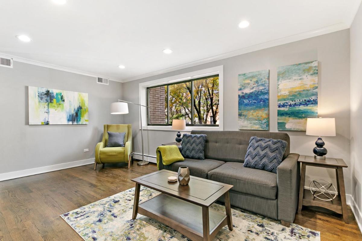1BR Well Lit, Modern & Complete Apt near Shops - Oakdale 302 rep - Housity