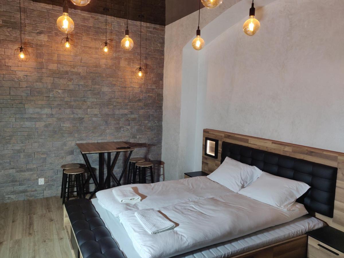 Apartament 3 - Housity