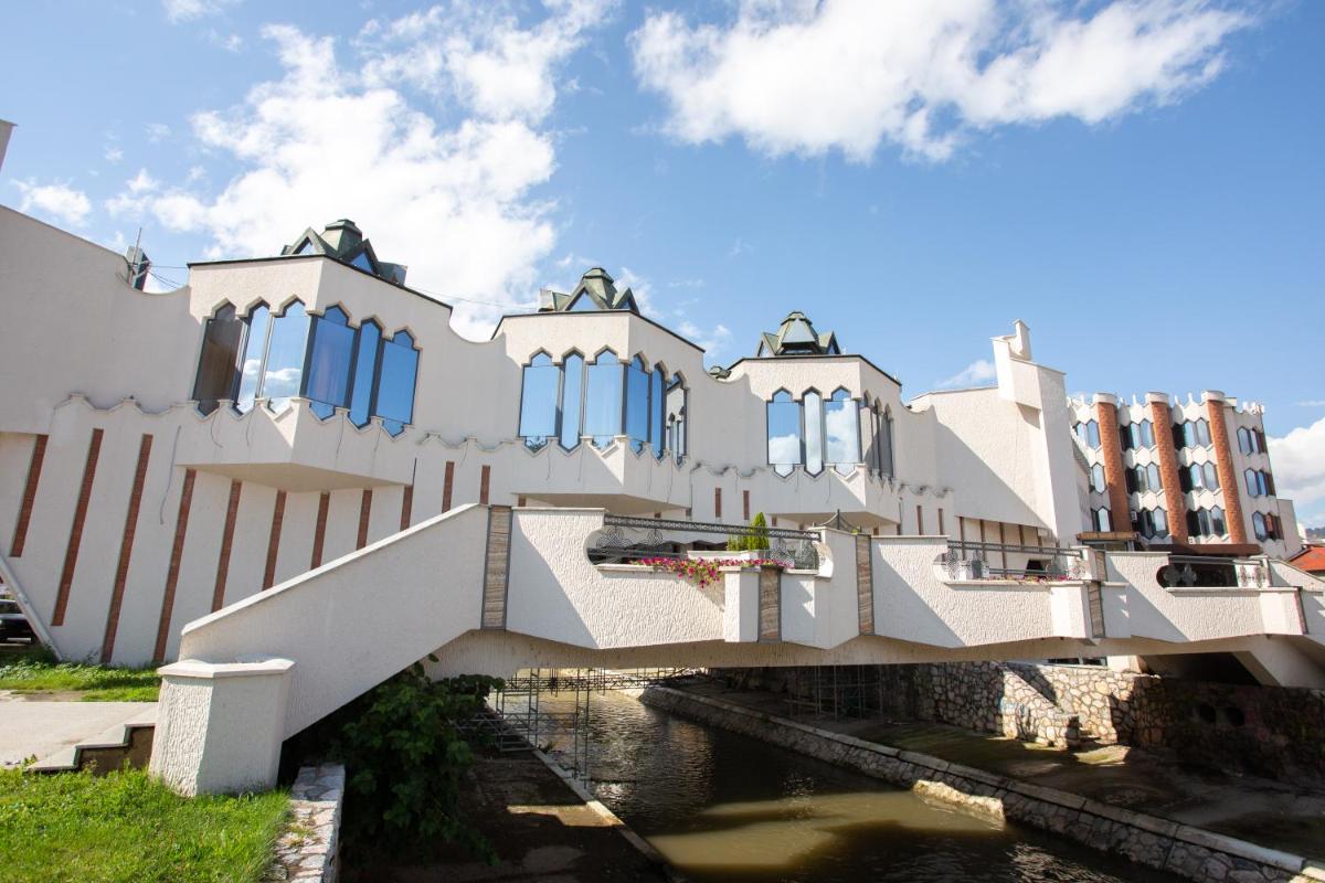 Hotel Vrbak ND - Housity