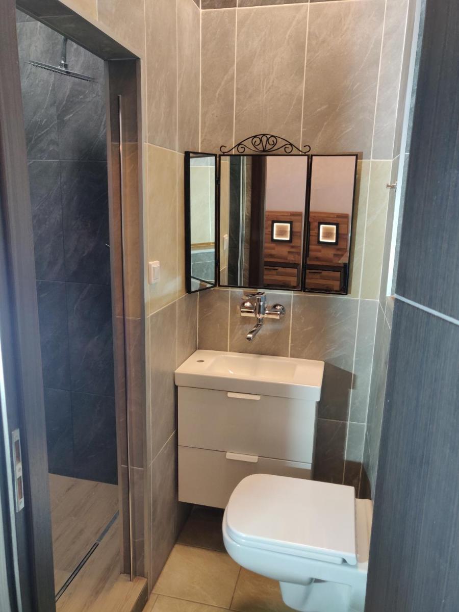 Apartament 3 - Housity