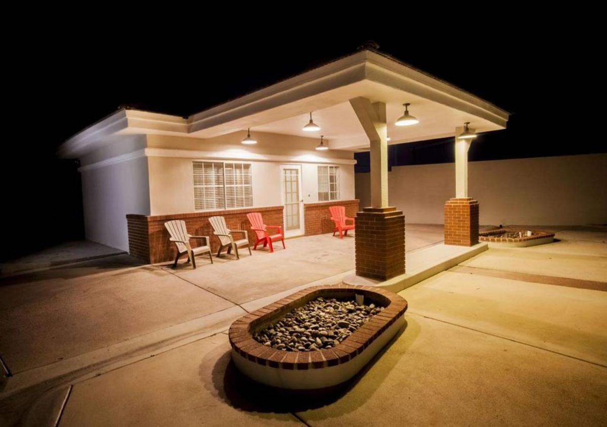 Villa Carota - 6 bedrooms and a Casitas - Housity