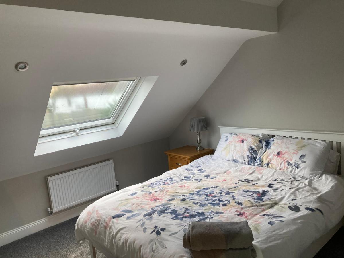 White House Cottages - Housity