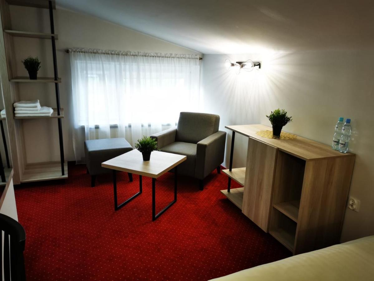 Noclegi Pod Borem - Housity