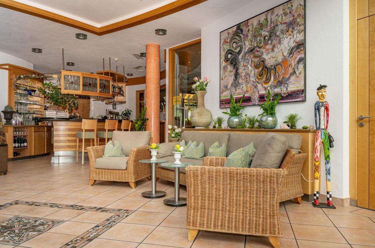 Hotel-Restaurant Haus Nicklass - Housity