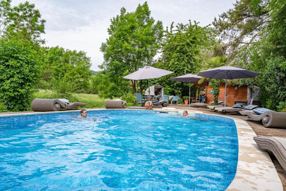 Hotel-Restaurant Haus Nicklass - Housity