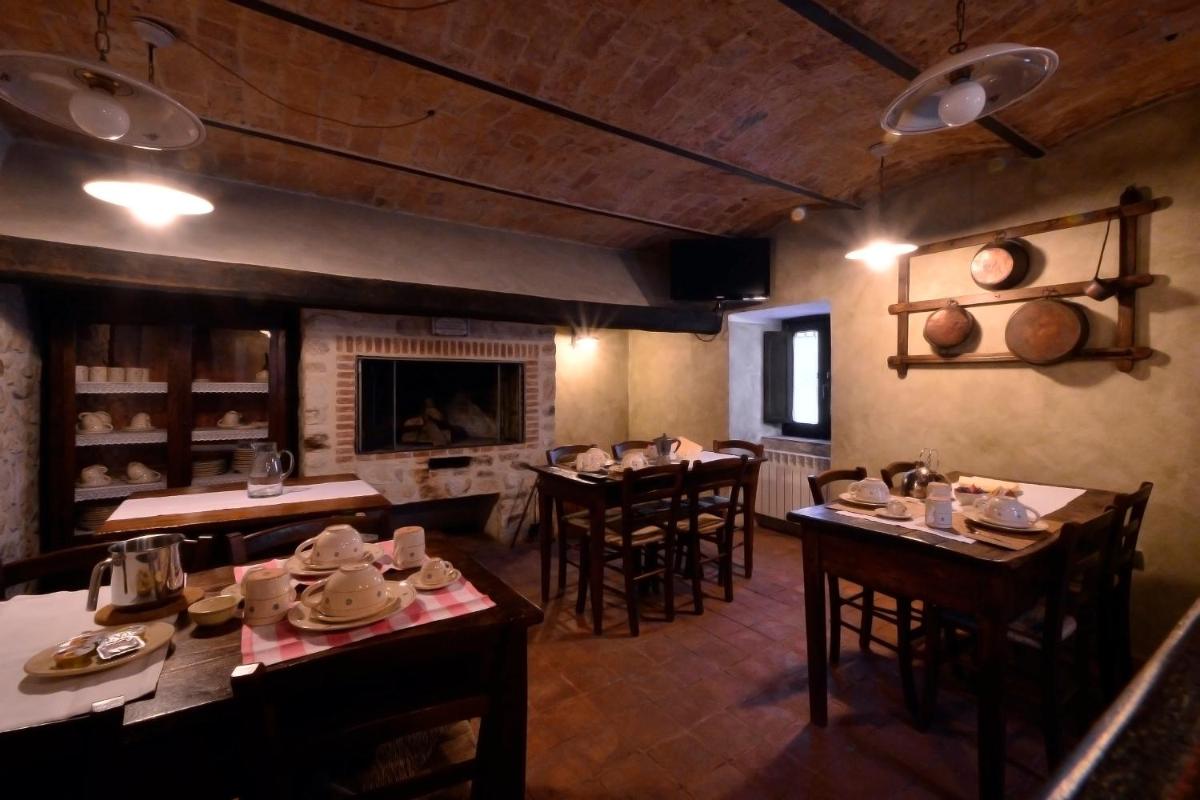 Robur Marsorum Albergo Diffuso - Housity