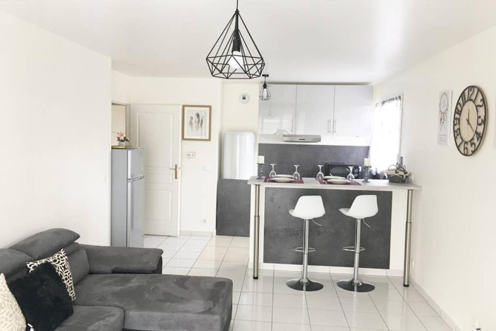 Superbe Appartement lumineux proche Disney - Housity