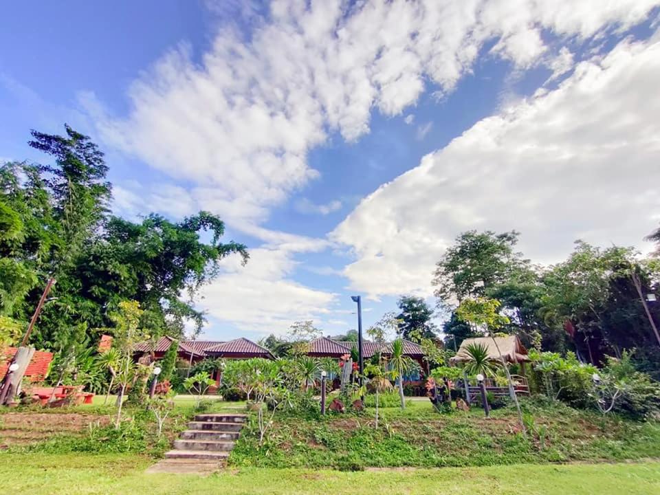ภูเรือวิว รีสอร์ท - Housity