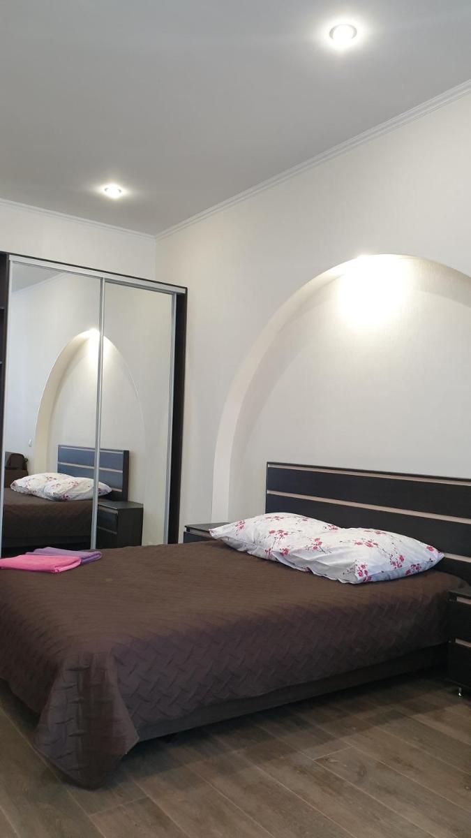Apartamenty na Lopatinskom - Housity