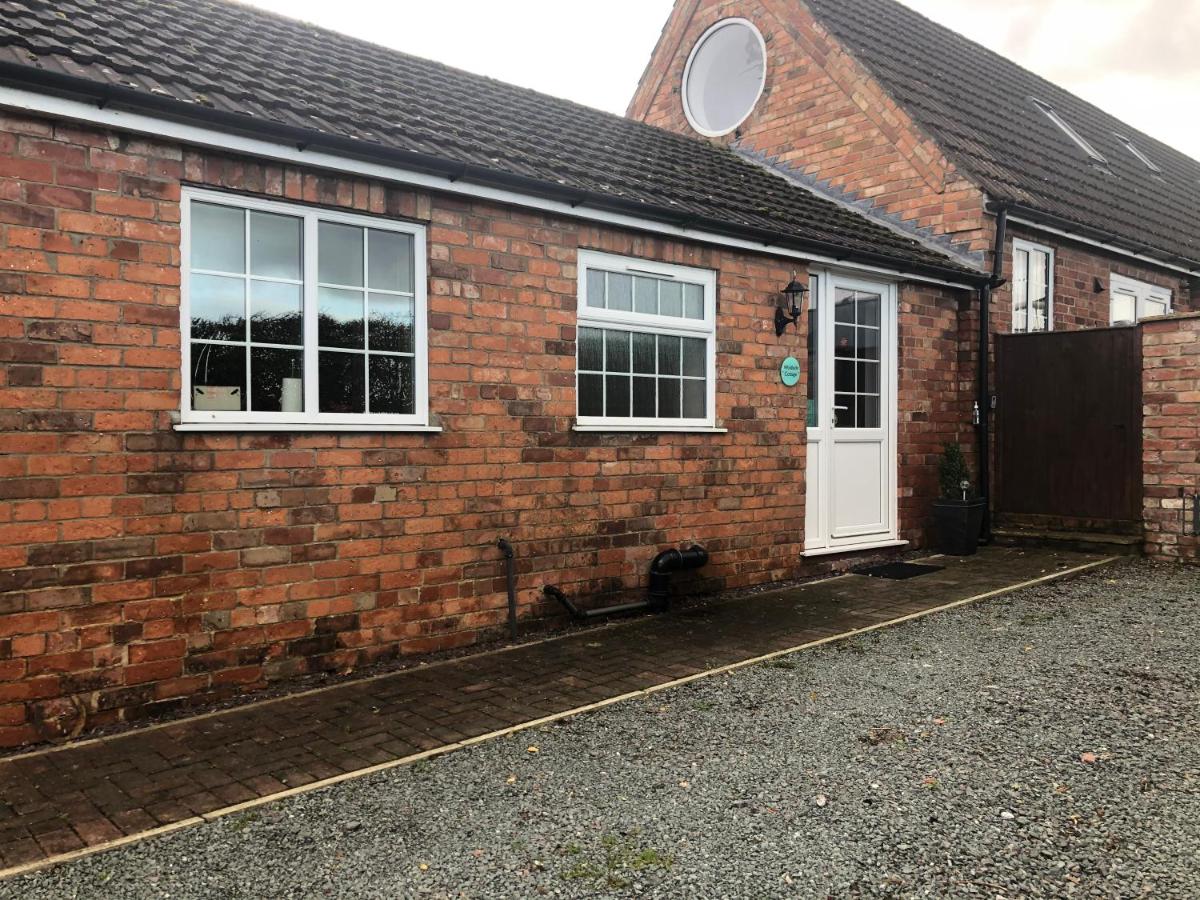 Woldside Cottage Welton le Wold - Housity
