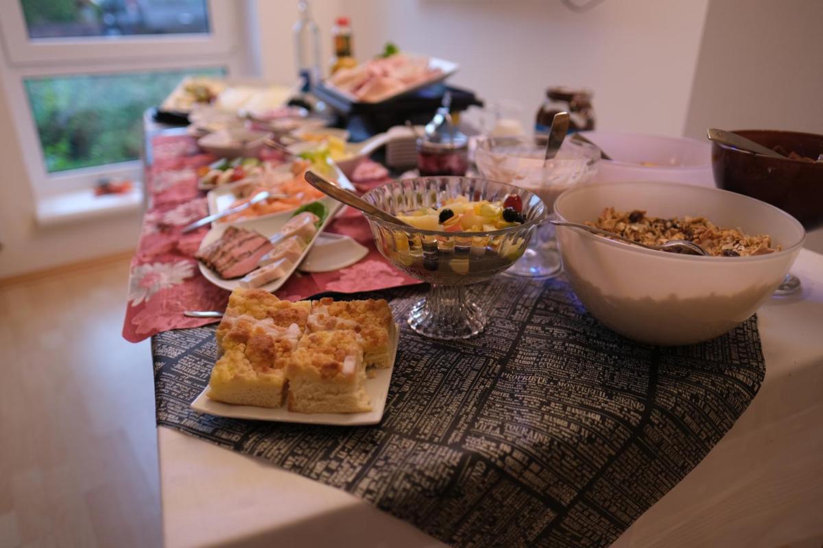 Hotel Zur Linde - Housity