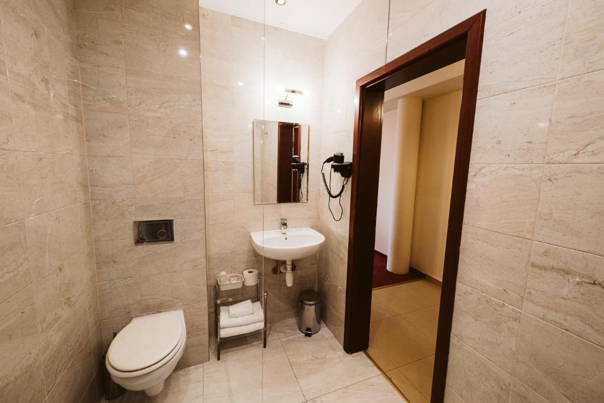 Hotel Groman - Housity