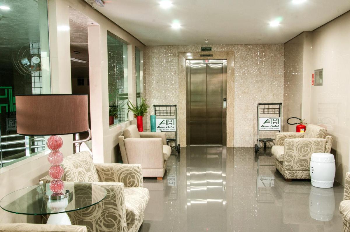 Alves Hotel - Housity