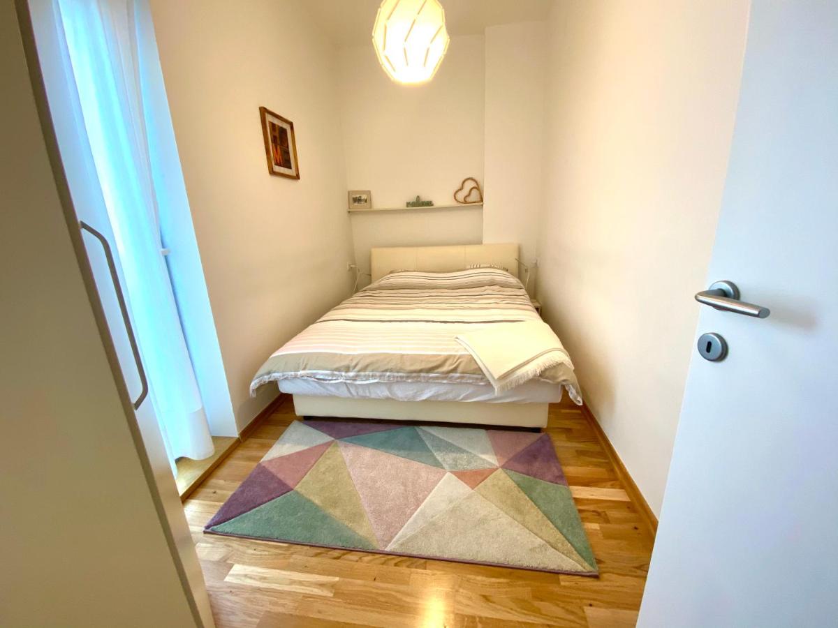 Uptown Mili - Housity