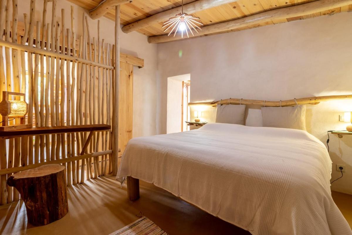 Flatguest Charming House + Pool + Terrace + Views - Housity