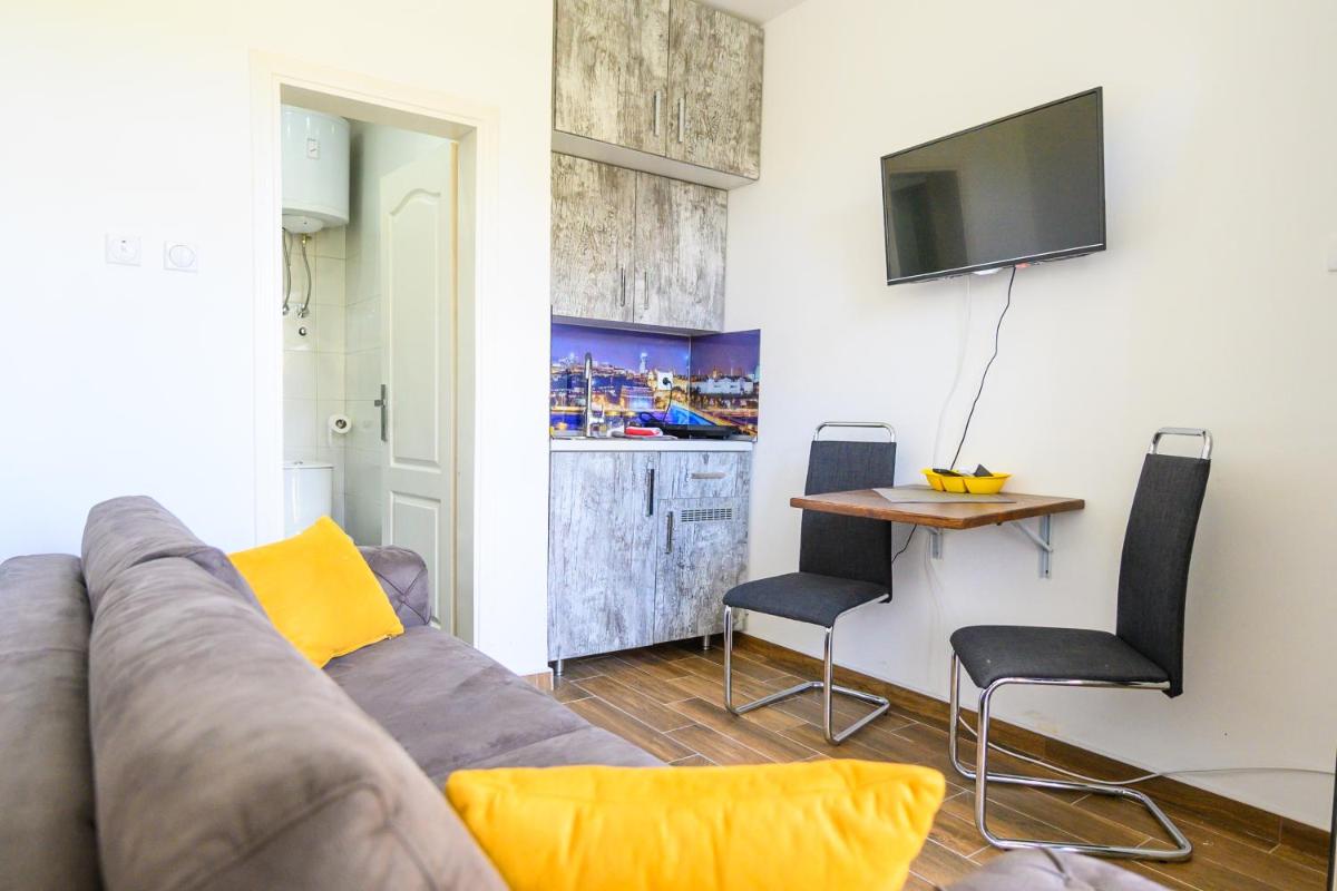 Studio Simonovic - Housity