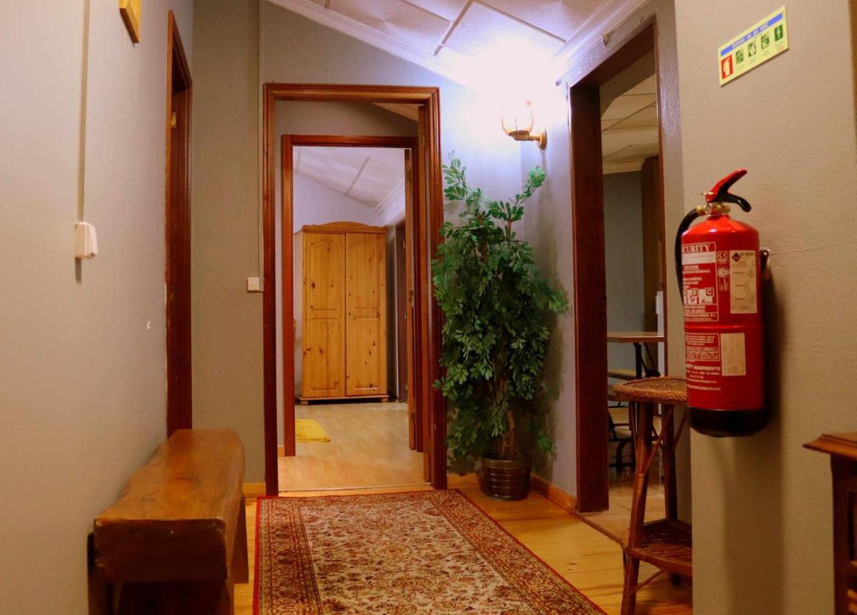 Alojamento Estrela Peles - Housity
