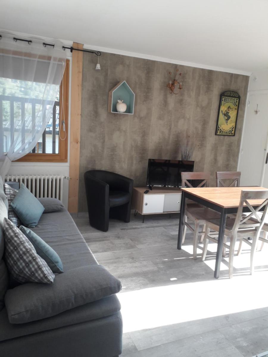 Enclos savoyard Appartement meublé 1chambre 1 canapé lits 3personnes - Housity