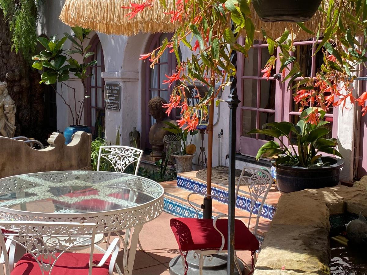 Villa Rosa Inn - Housity
