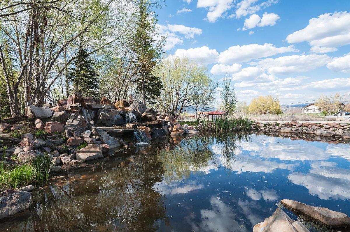 Timberwolf Condo - Housity