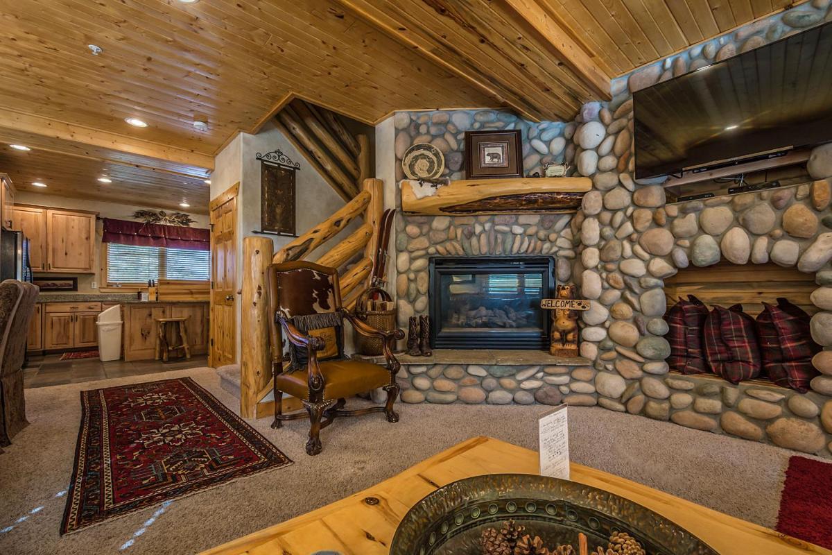 Timberwolf Condo - Housity