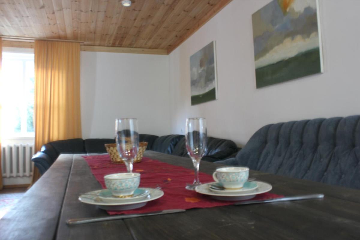 Cottage on Krasnopartizanskaya - Housity