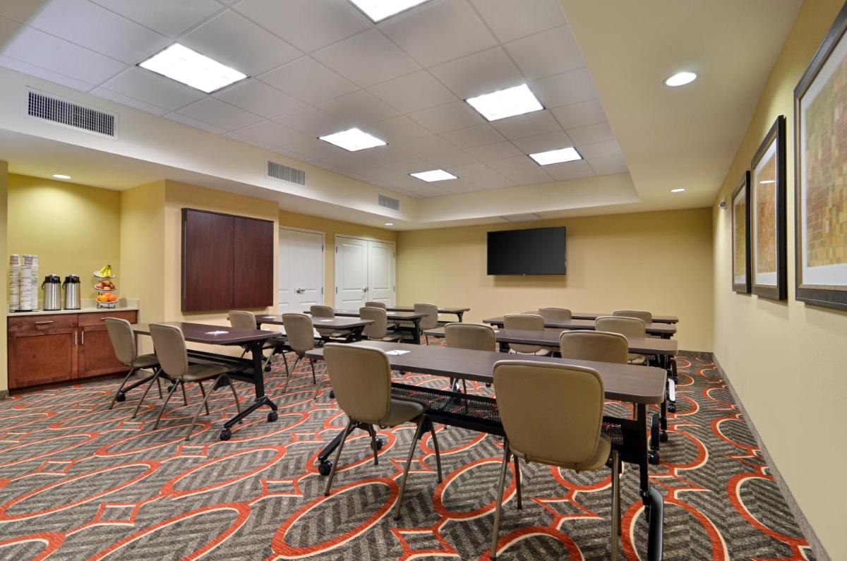 Staybridge Suites Tomball by IHG - Housity