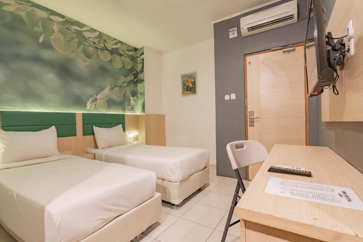 RedDoorz At Hotel Arimbi Dewi Sartika Baru - Housity