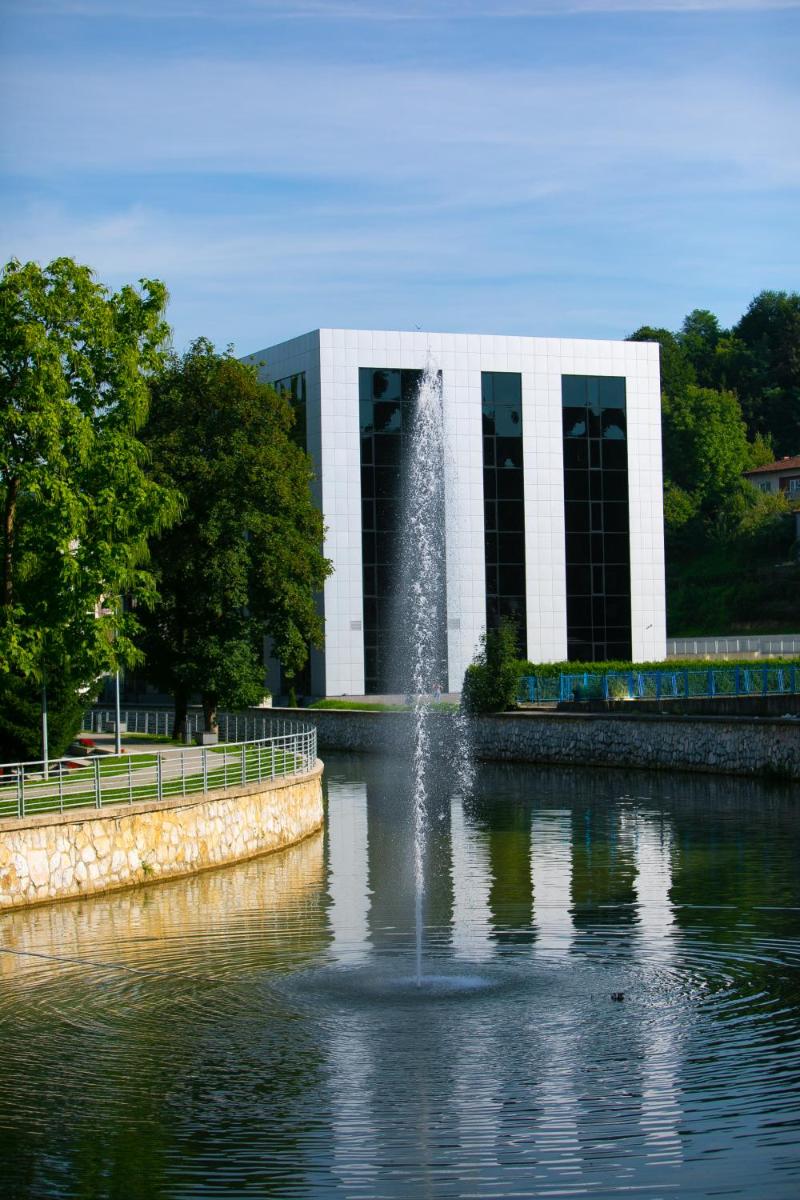 Hotel Bank - Housity
