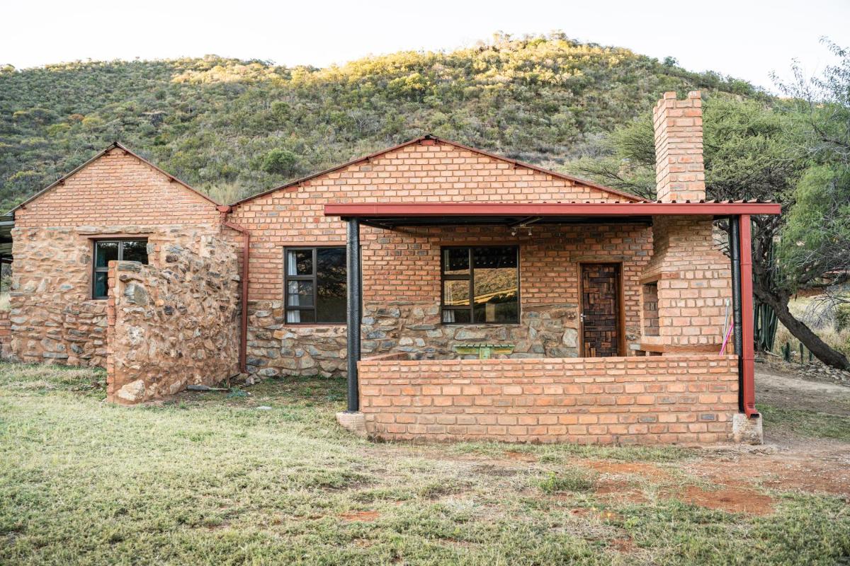 Otavi Vineyards Self-Catering & Camping - Housity