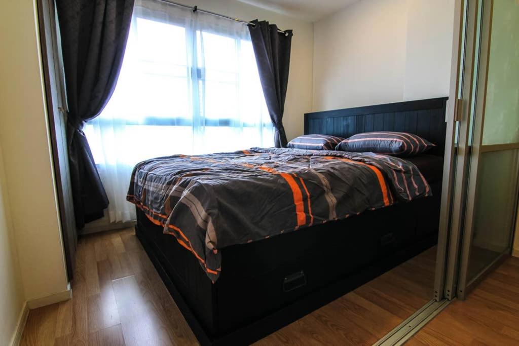Nice Condo near Ramkhamhaeng 60, Lam Sali MRT - Housity