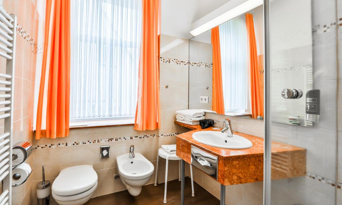 Hotel Stadt Kappeln - Housity