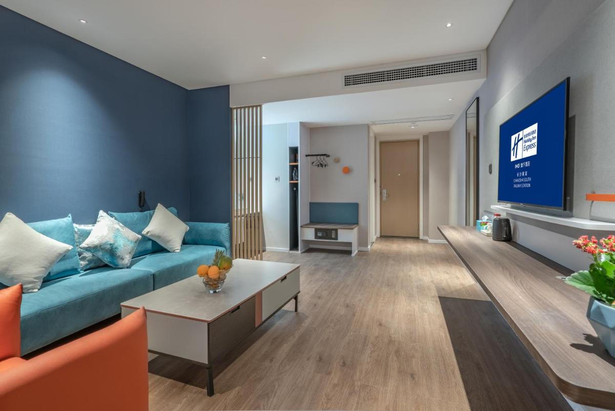 Suitetrails - Holiday Inn Express Changsha South Railway Station, an IHG Hotel