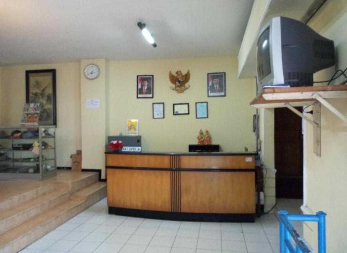 Hotel Mutiara Baru - Housity