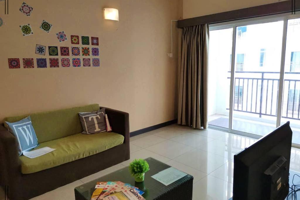 Studio Apartment by Kalai - Housity