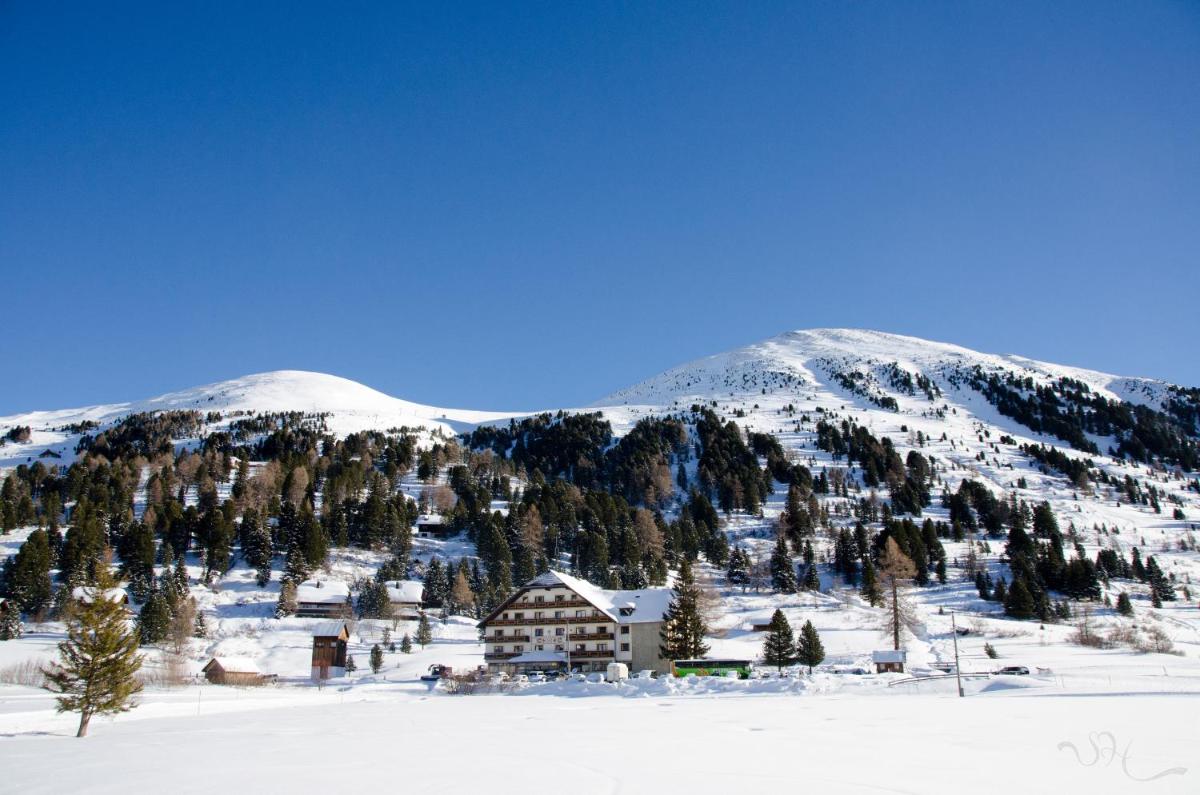 Familien- und Jugendgästehaus Schönfeld - Housity