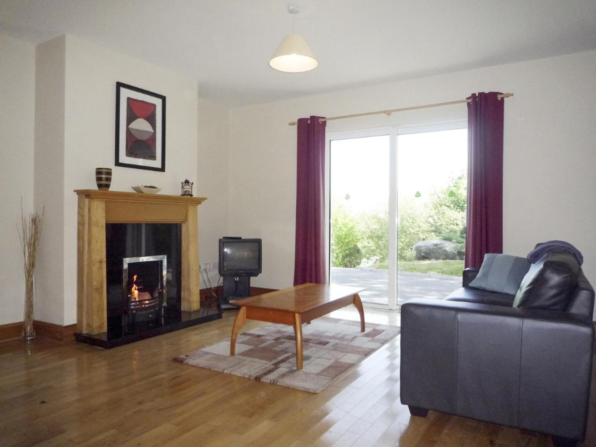 Madams Hill House Killarney - Housity