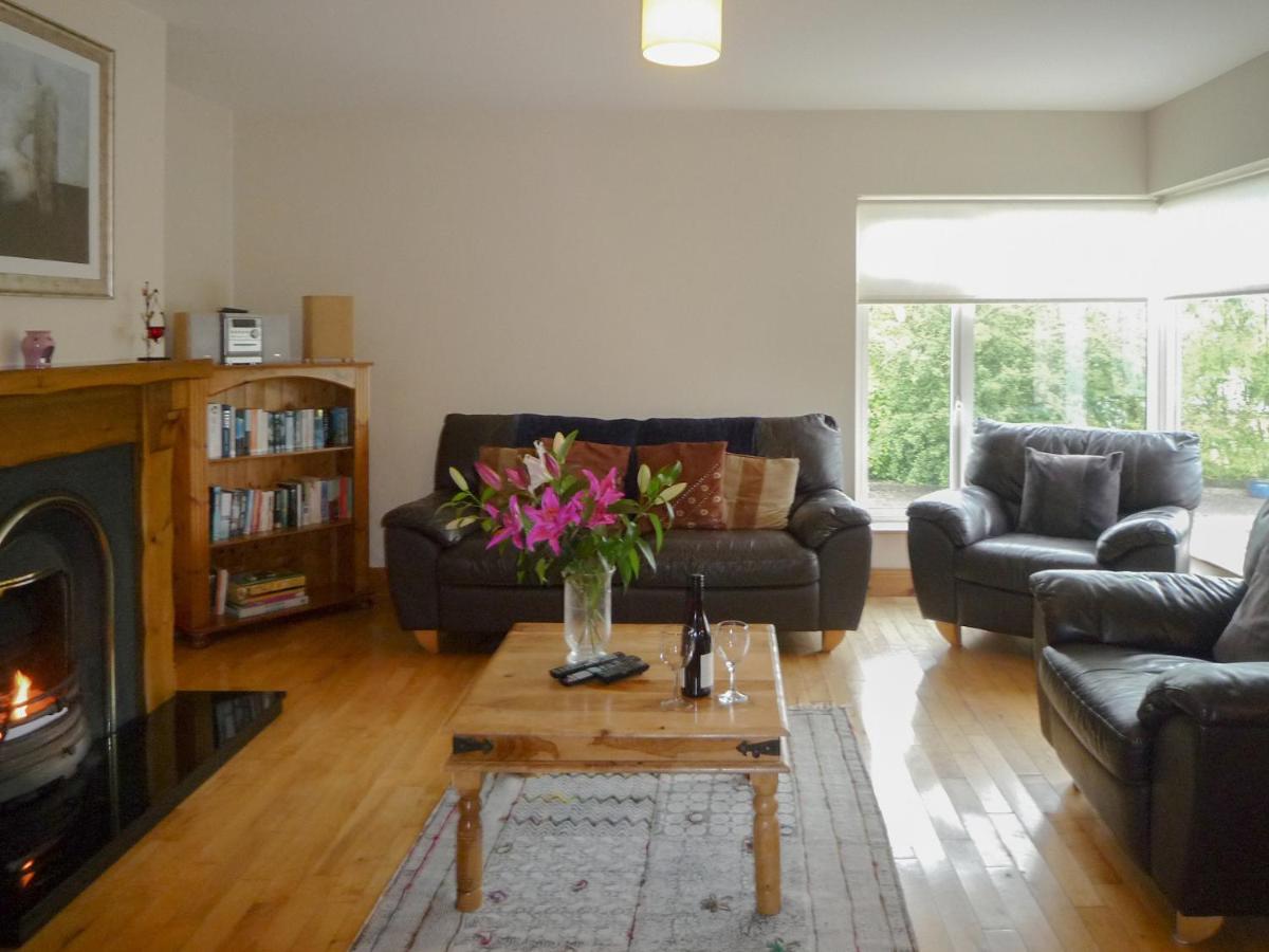 Madams Hill House Killarney - Housity