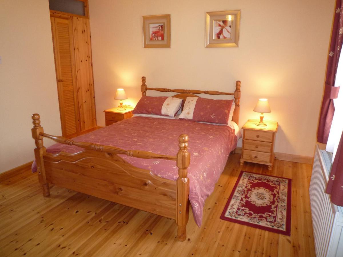 Lakeside Lodge Bantry - Housity